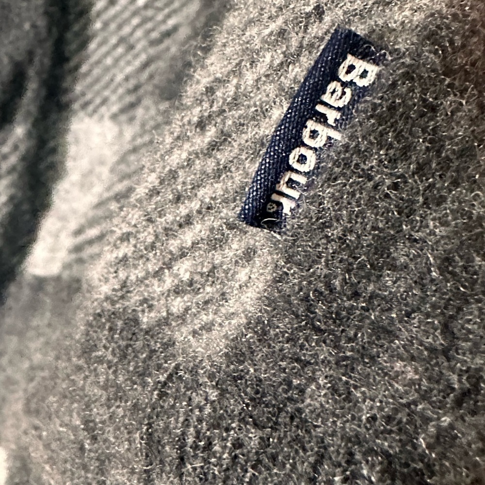 Barbour 100% Wool Buffalo Check Crewneck Sweater Gray Plaid Heritage Knit - Picture 3 of 6